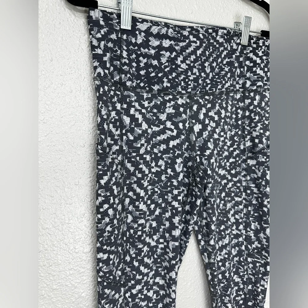 LULULEMON- Fast Free Tight II 25